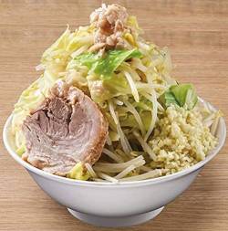 【悲報画像】九州の二郎系ラーメンさん、とんでもない女性差別メニューを提供してしまう