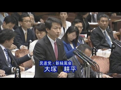 安倍総理「スーパーのレジ係が2倍の速度になれば生産効率は上がる」→大激論へ