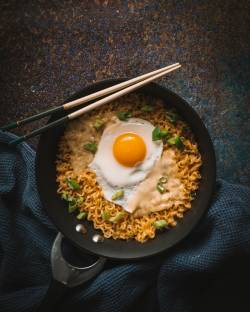 ラーメン店主が苦言「丼ぶりに鼻かんだティッシュ捨てないで」