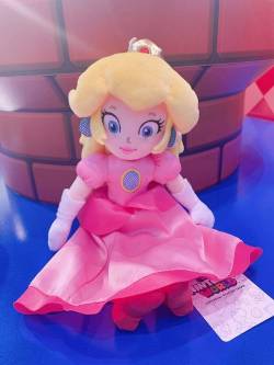 マリオRPGリメイクのピーチ姫、太すぎて大炎上　